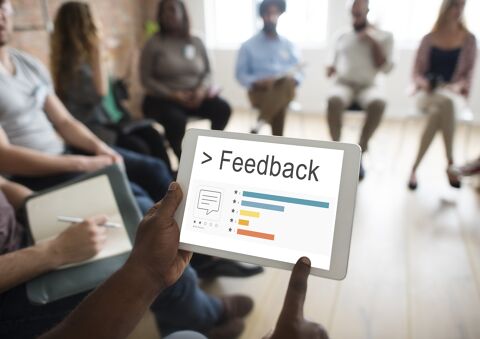 ¿Cómo dar impulso a tu equipo? Descubre el poder del feedback constructivo